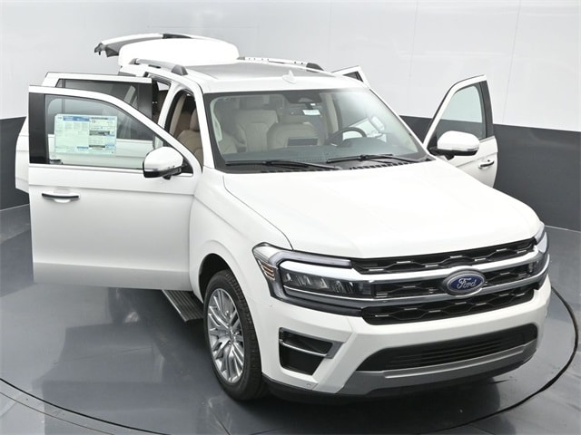 new 2024 Ford Expedition car, priced at $64,395