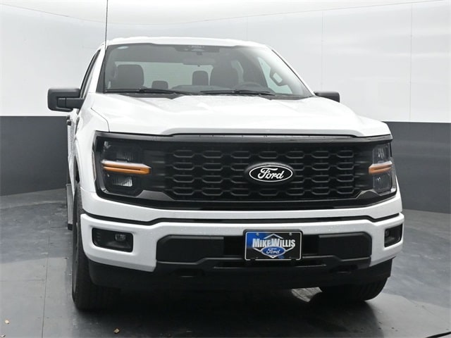 new 2025 Ford F-150 car, priced at $49,742
