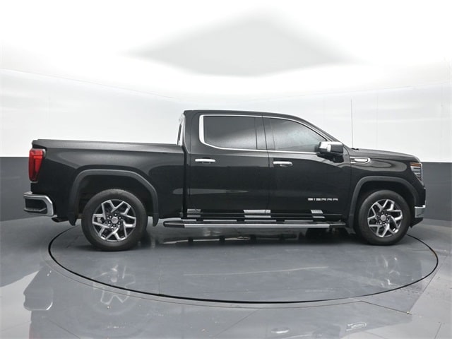 used 2022 GMC Sierra 1500 car, priced at $42,929