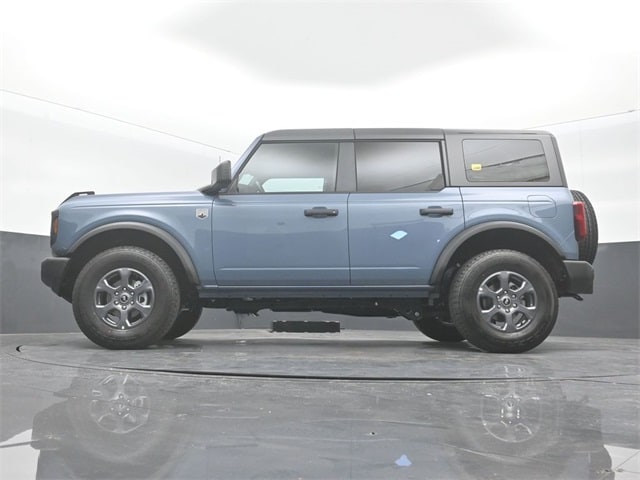 new 2025 Ford Bronco car, priced at $45,095