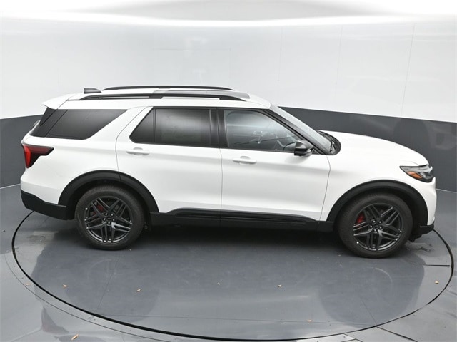 new 2025 Ford Explorer car, priced at $58,090