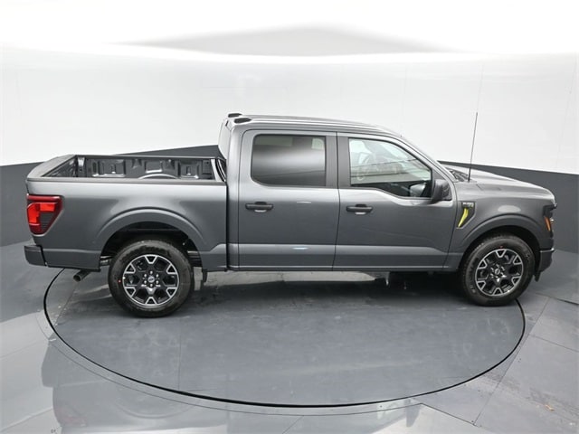 new 2024 Ford F-150 car, priced at $47,996