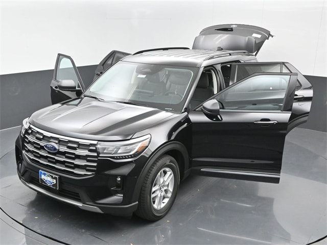 new 2025 Ford Explorer car, priced at $41,210