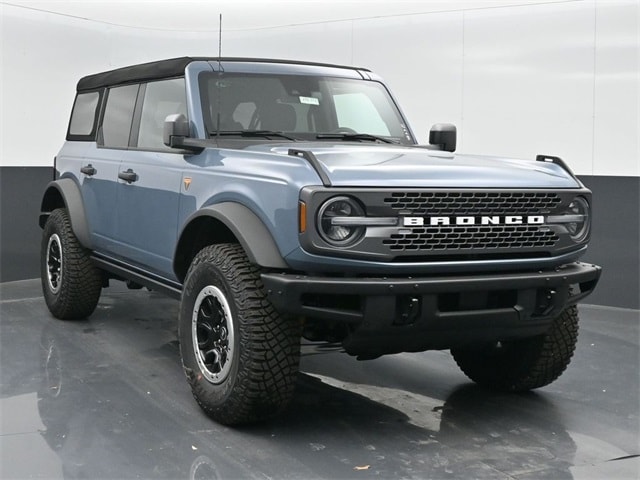 new 2024 Ford Bronco car, priced at $53,805