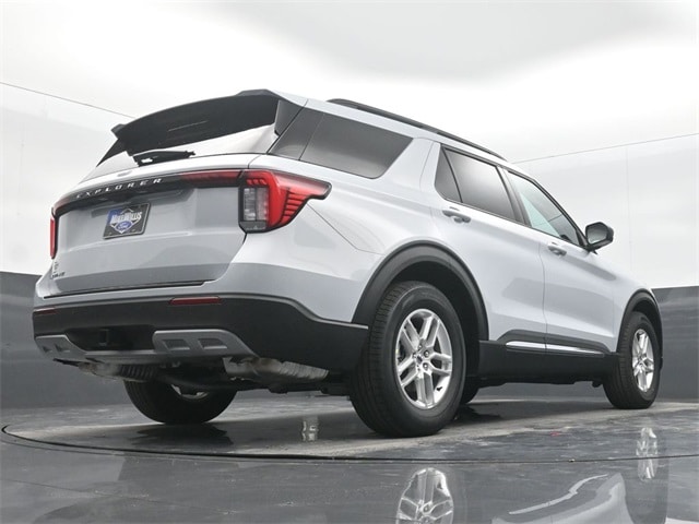 new 2025 Ford Explorer car, priced at $41,620