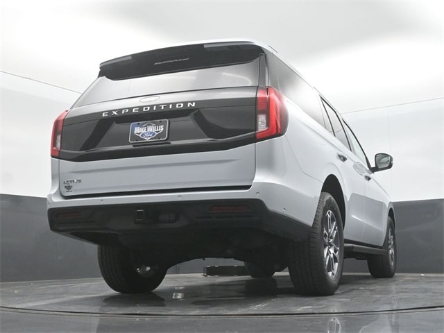new 2025 Ford Expedition car, priced at $68,210