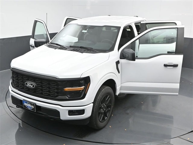 new 2024 Ford F-150 car, priced at $52,502