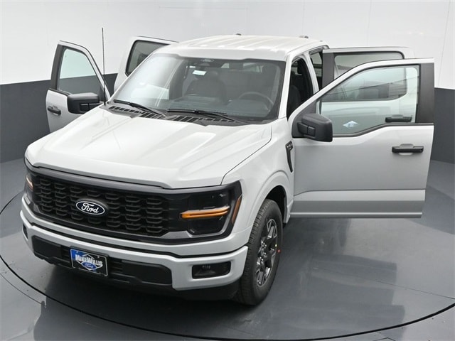 new 2024 Ford F-150 car, priced at $44,996