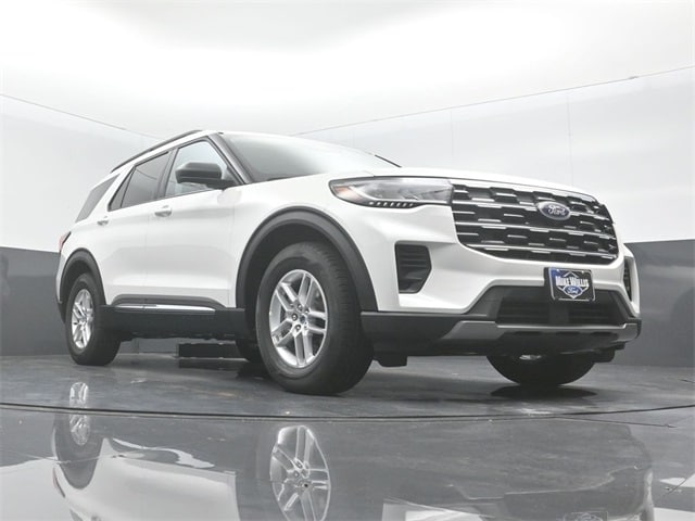 new 2025 Ford Explorer car, priced at $38,440