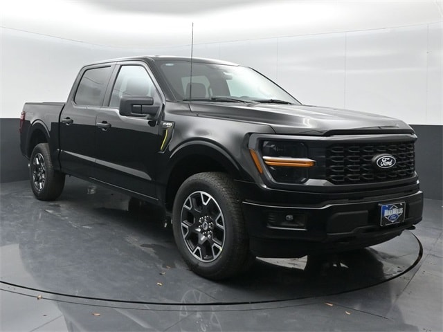 new 2025 Ford F-150 car, priced at $52,130