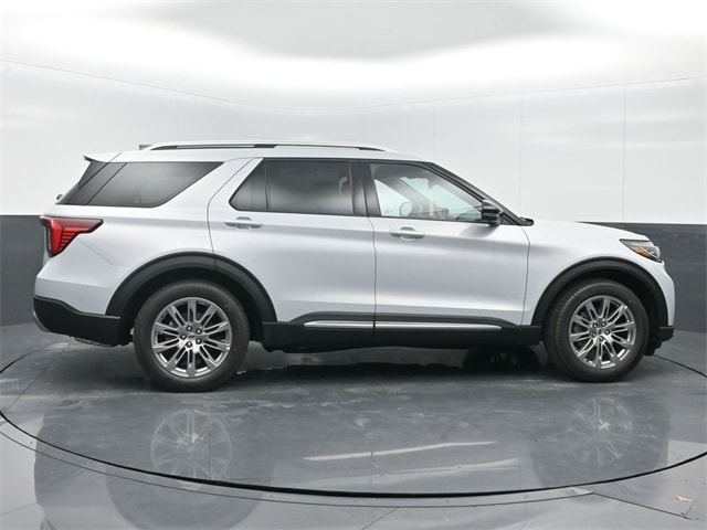 new 2025 Ford Explorer car, priced at $50,345