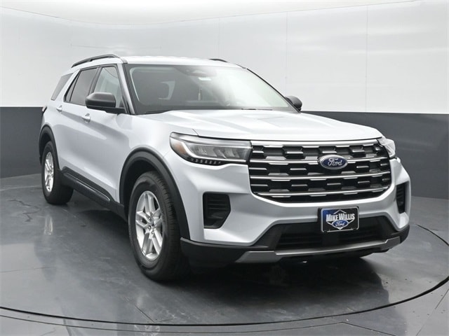 new 2025 Ford Explorer car, priced at $40,280
