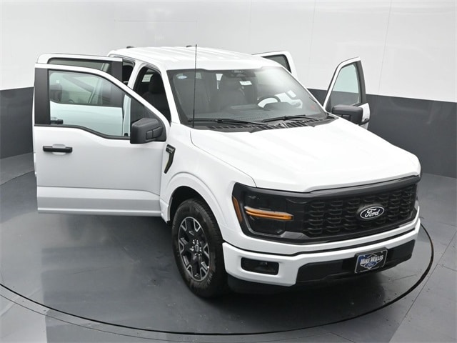 new 2025 Ford F-150 car, priced at $42,130