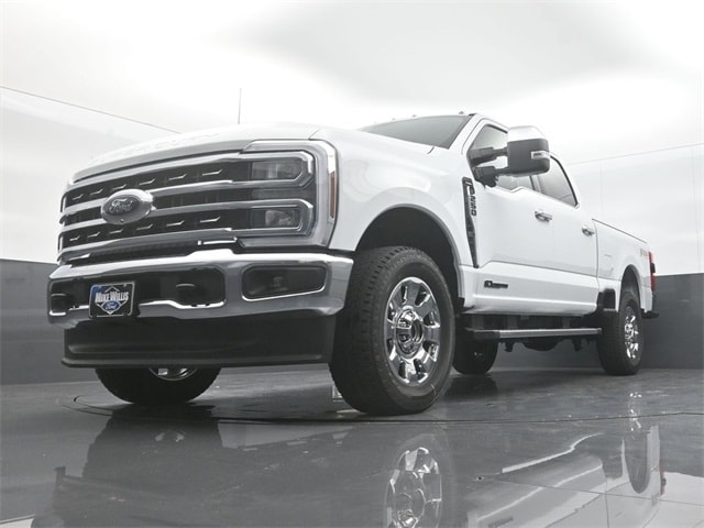 new 2025 Ford Super Duty car, priced at $75,570