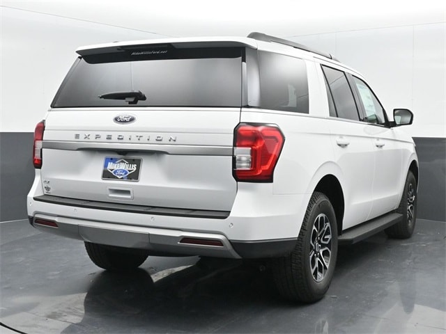 new 2024 Ford Expedition car, priced at $55,975