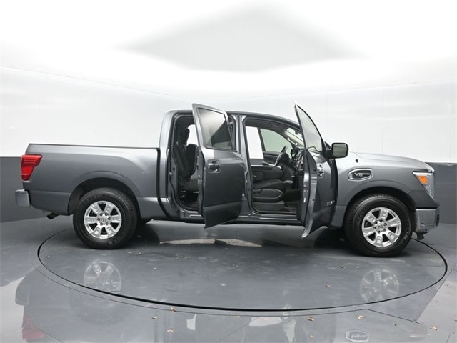 used 2017 Nissan Titan car, priced at $18,702