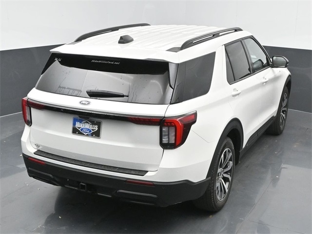 new 2025 Ford Explorer car, priced at $43,405