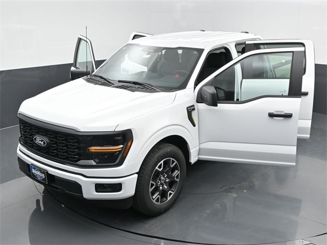 new 2024 Ford F-150 car, priced at $47,045