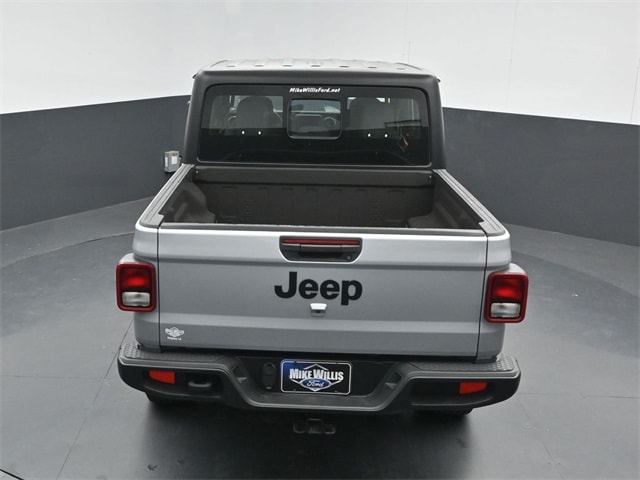 used 2023 Jeep Gladiator car, priced at $32,789