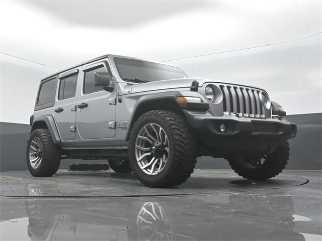used 2020 Jeep Wrangler car, priced at $25,112