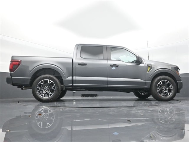 new 2024 Ford F-150 car, priced at $44,553