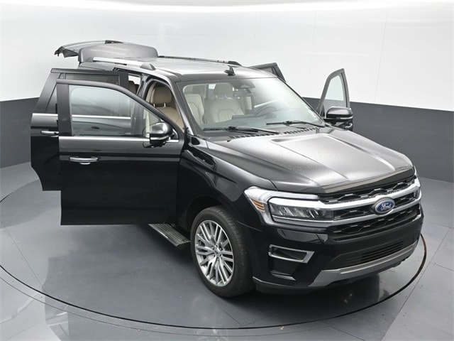 used 2022 Ford Expedition Max car, priced at $47,877