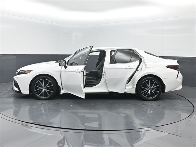used 2022 Toyota Camry car, priced at $25,499