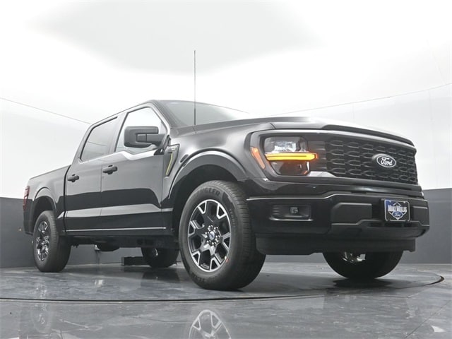 new 2025 Ford F-150 car, priced at $44,333