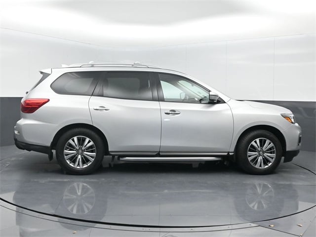 used 2020 Nissan Pathfinder car, priced at $20,965