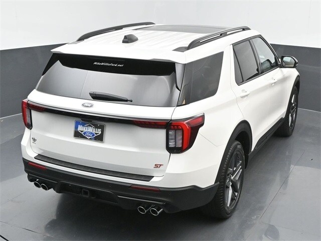 new 2025 Ford Explorer car, priced at $61,620