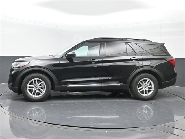 new 2025 Ford Explorer car, priced at $44,710