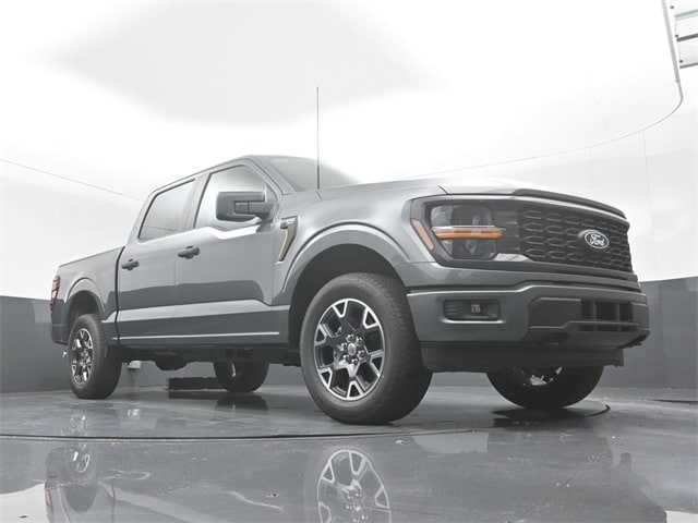 new 2025 Ford F-150 car, priced at $46,722