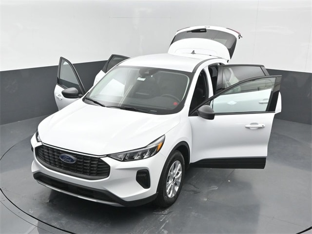 new 2025 Ford Escape car, priced at $27,010