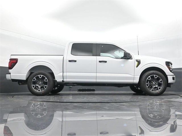 new 2024 Ford F-150 car, priced at $47,045