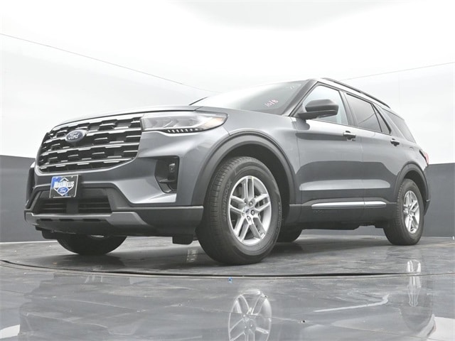 new 2025 Ford Explorer car, priced at $41,210