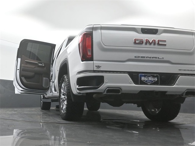 used 2025 GMC Sierra 1500 car, priced at $67,397