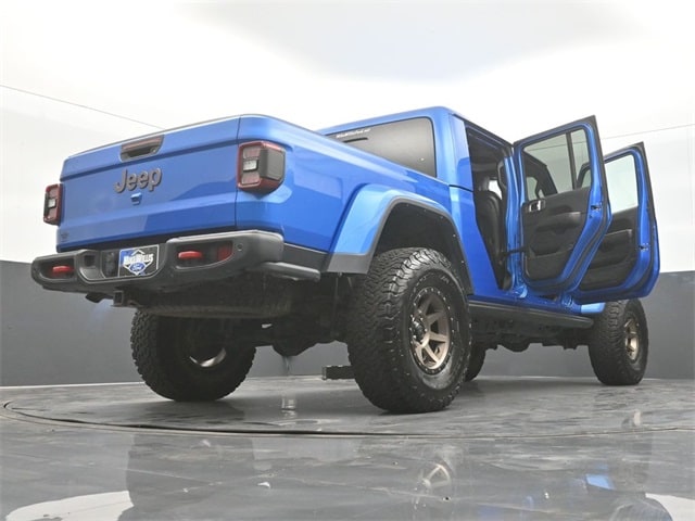 used 2021 Jeep Gladiator car, priced at $33,981