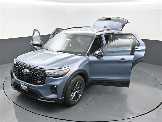 new 2025 Ford Explorer car, priced at $54,860