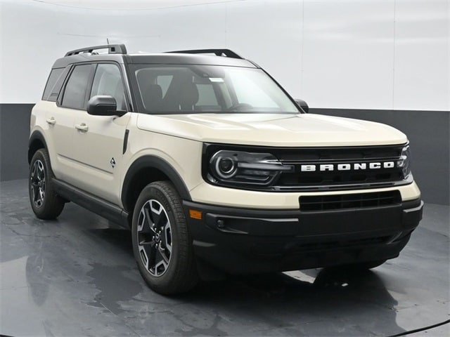 new 2024 Ford Bronco Sport car, priced at $32,325