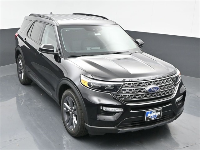 new 2024 Ford Explorer car, priced at $40,780