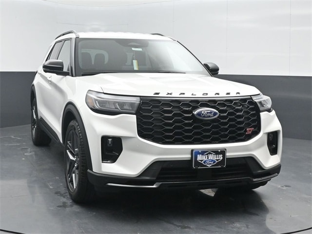 new 2025 Ford Explorer car, priced at $56,660
