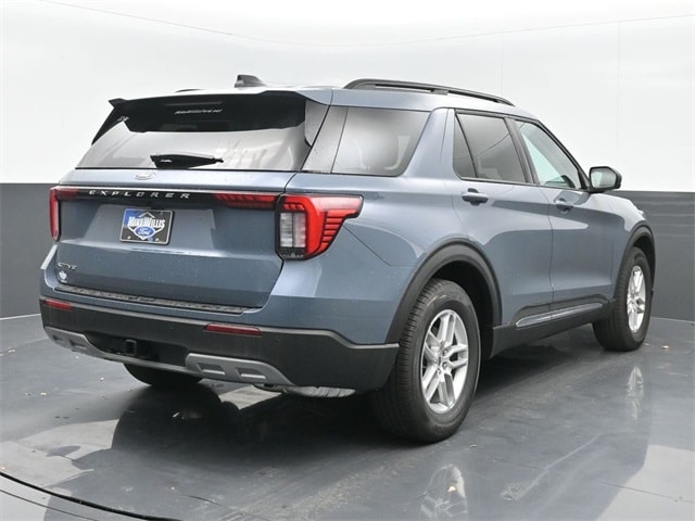 new 2025 Ford Explorer car, priced at $44,205