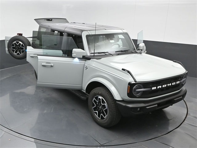 new 2024 Ford Bronco car, priced at $51,750