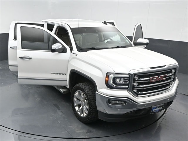 used 2018 GMC Sierra 1500 car, priced at $35,258