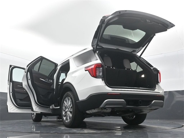 new 2025 Ford Explorer car, priced at $49,640