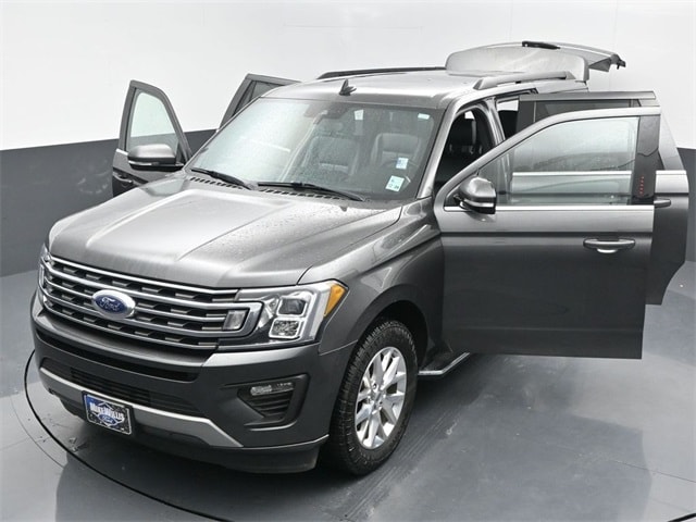 used 2020 Ford Expedition Max car, priced at $25,882