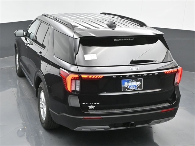 new 2025 Ford Explorer car, priced at $41,210