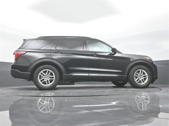 new 2025 Ford Explorer car, priced at $37,645