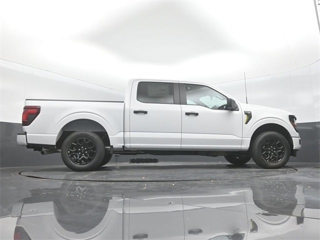 new 2025 Ford F-150 car, priced at $40,795