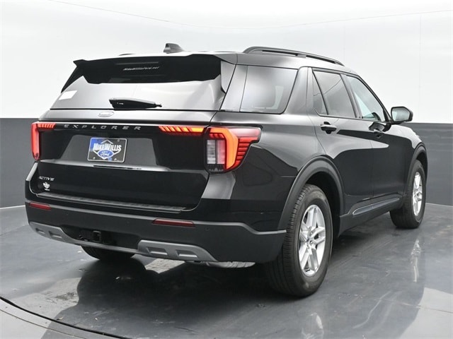 new 2025 Ford Explorer car, priced at $44,710